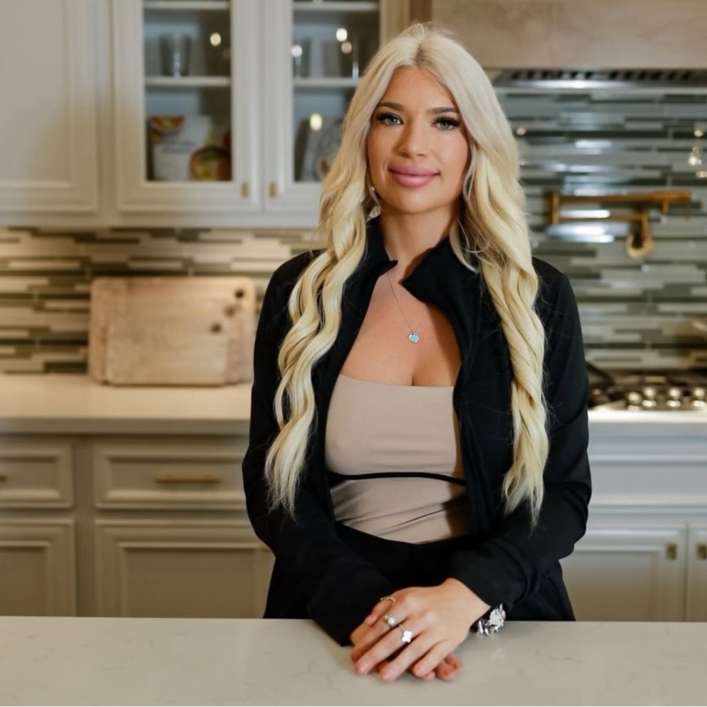 Women's business casual crop top